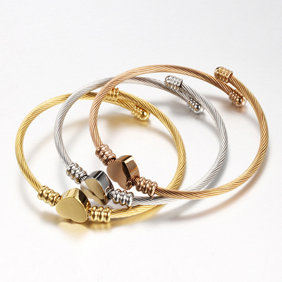 Rhodium Plated Wrist Bangle Bracelet , 18k Gold Heart Shape Bracelet For Ladies