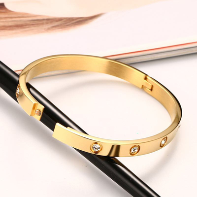 Rhinestone Bangle With Ring Attached Gold 0.02kg Weight 0.6cm Width